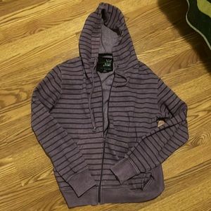 90s skater zip up hoodie. Size S